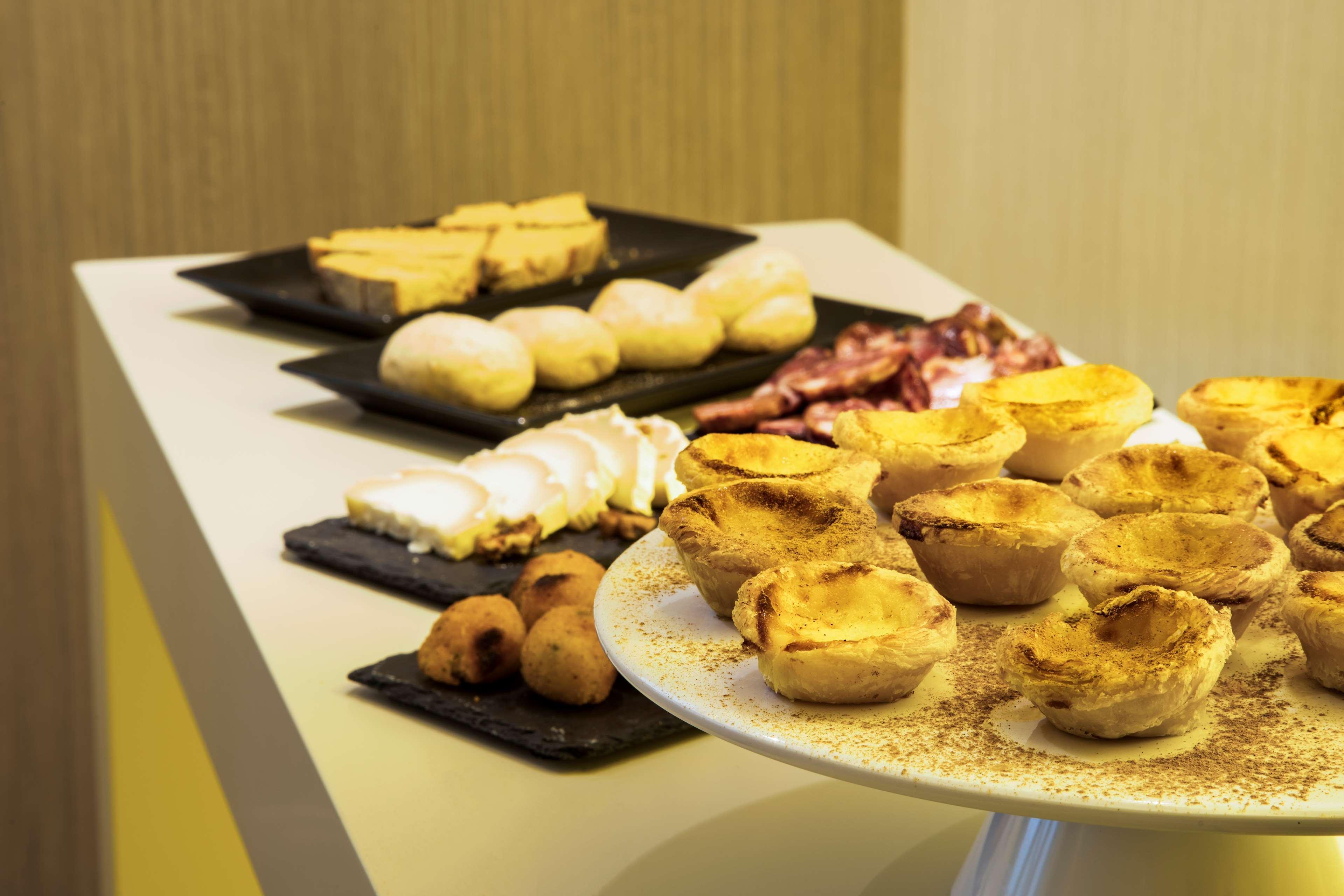 Nh Collection Lisboa Liberdade Hotel Екстериор снимка