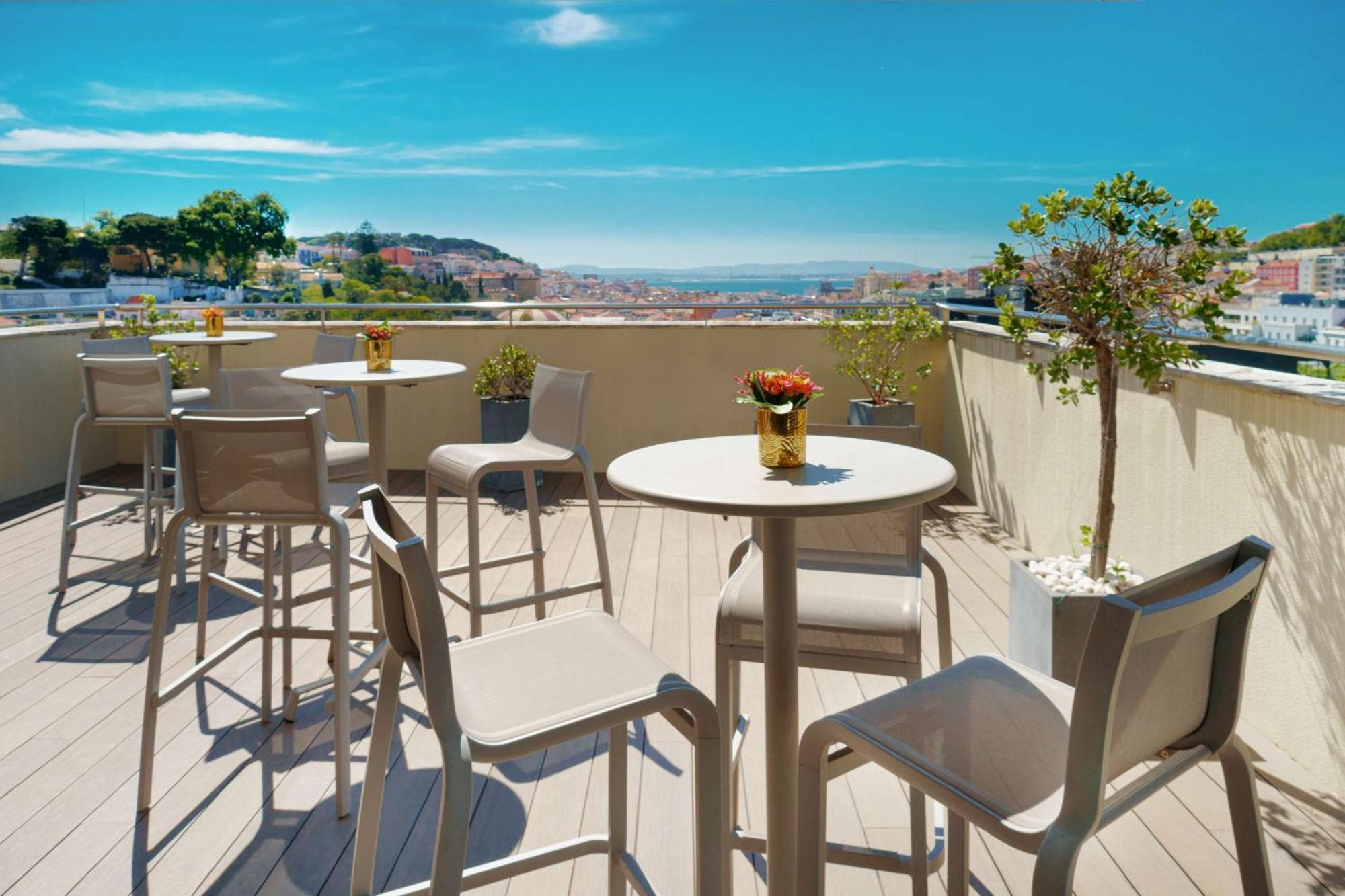 Nh Collection Lisboa Liberdade Hotel Екстериор снимка