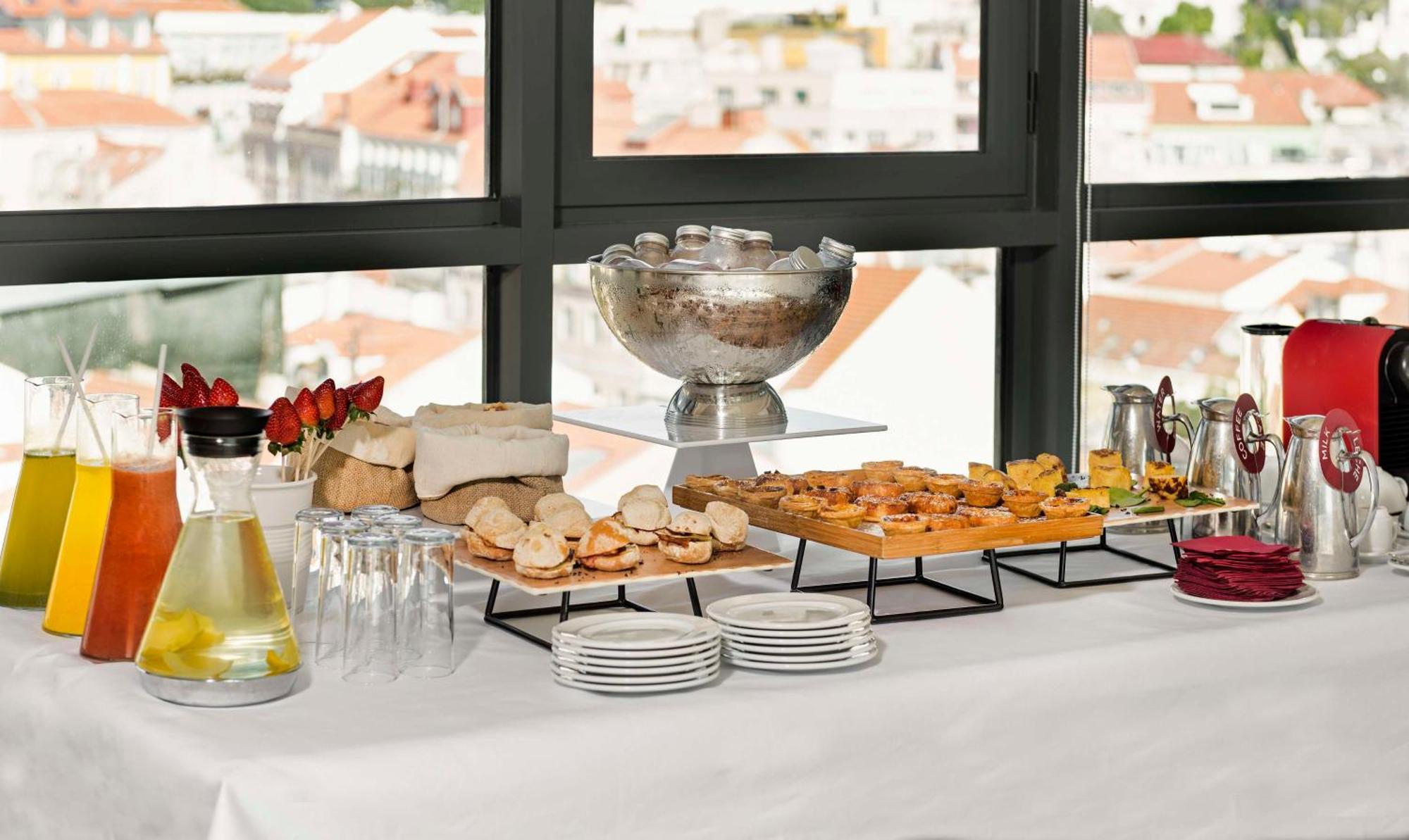 Nh Collection Lisboa Liberdade Hotel Екстериор снимка